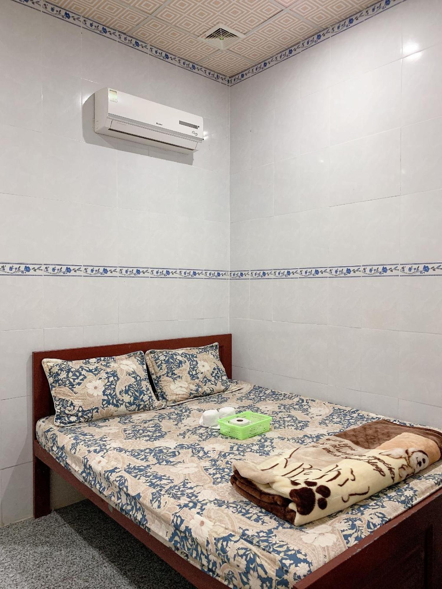 Hotel Nhà Nghỉ TáN PháT Ap Thanh Son Exterior foto
